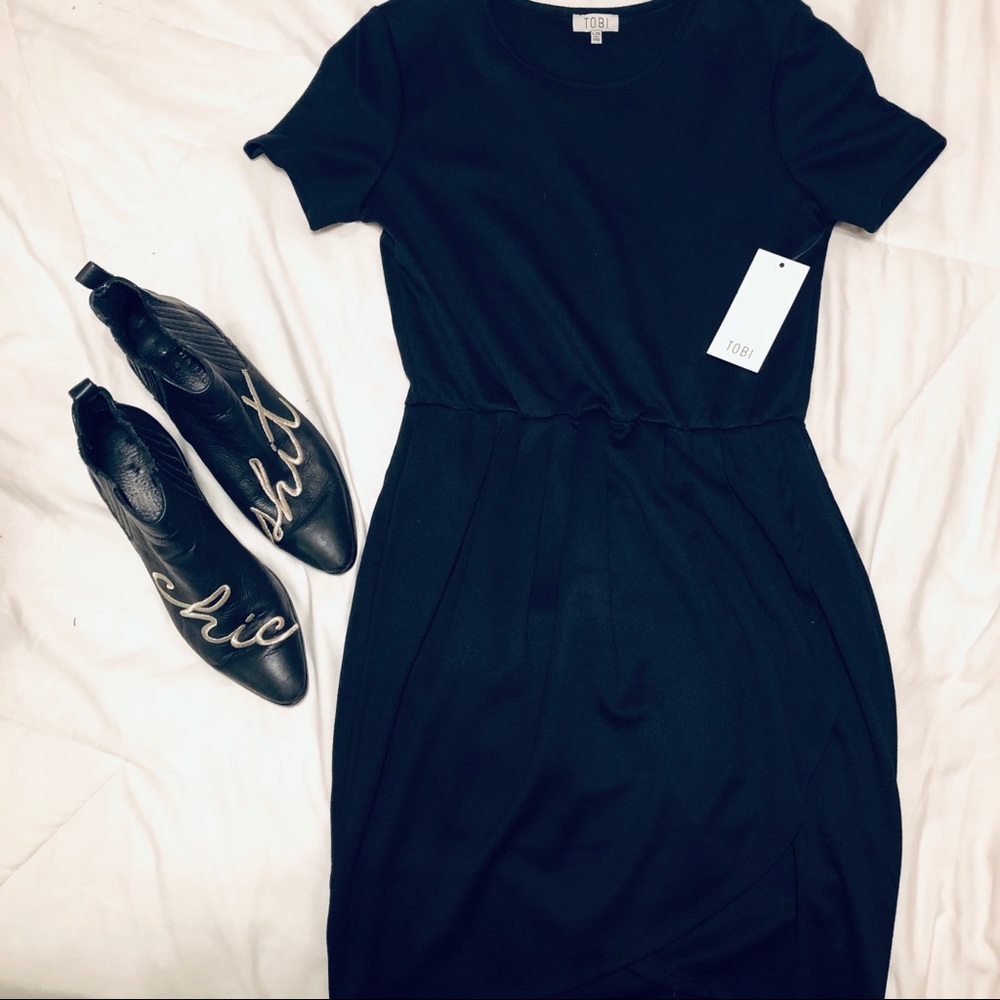 ♥︎ NWT Tobi tulip hem classic black dress